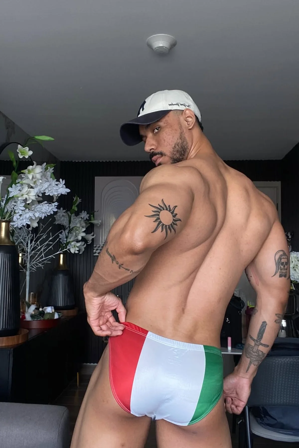 Lovesick Briefs - Italian Flag - Image 8