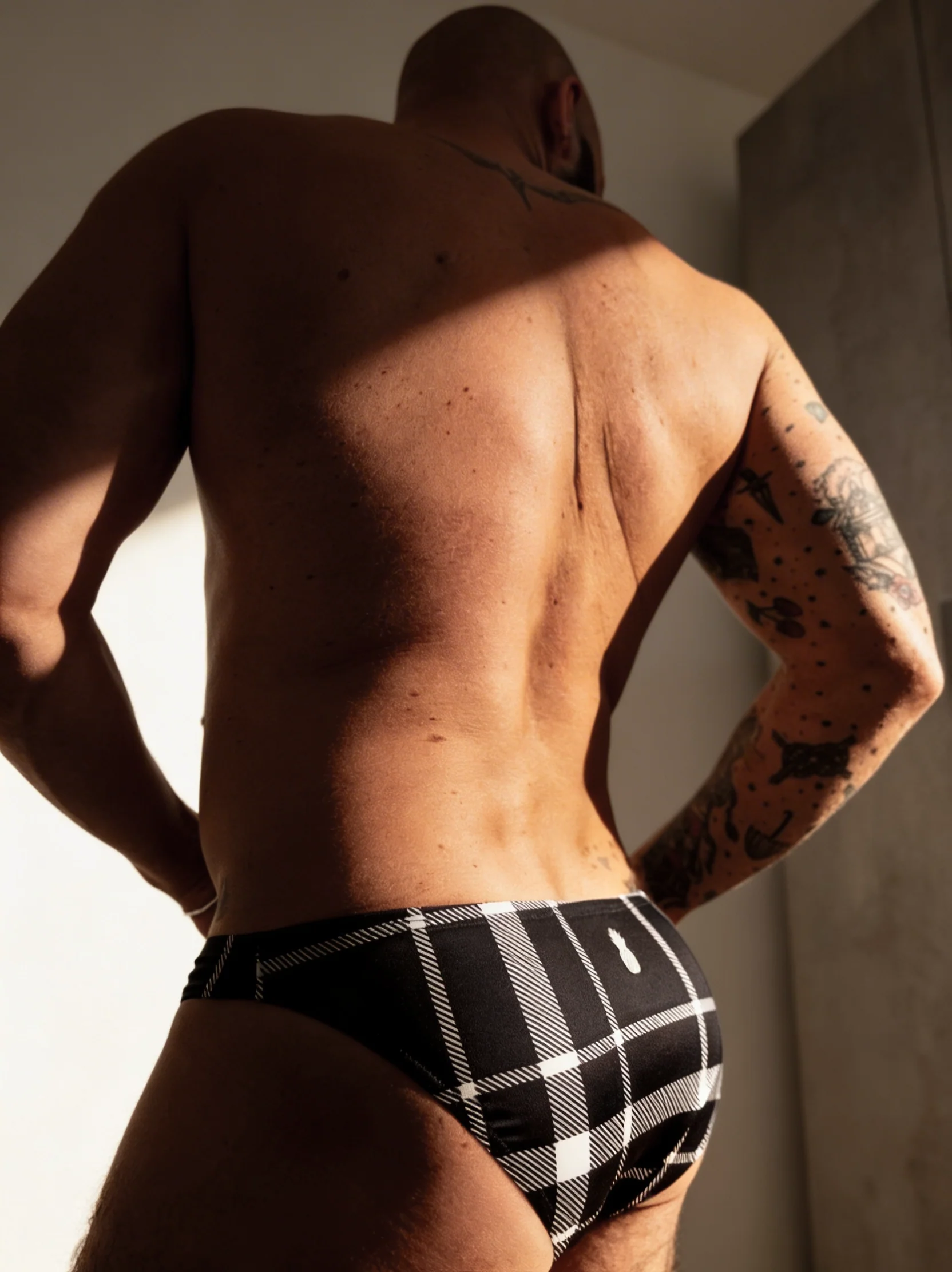 Men's Slimmer Bulge Briefs - OG Plaid - Image 4