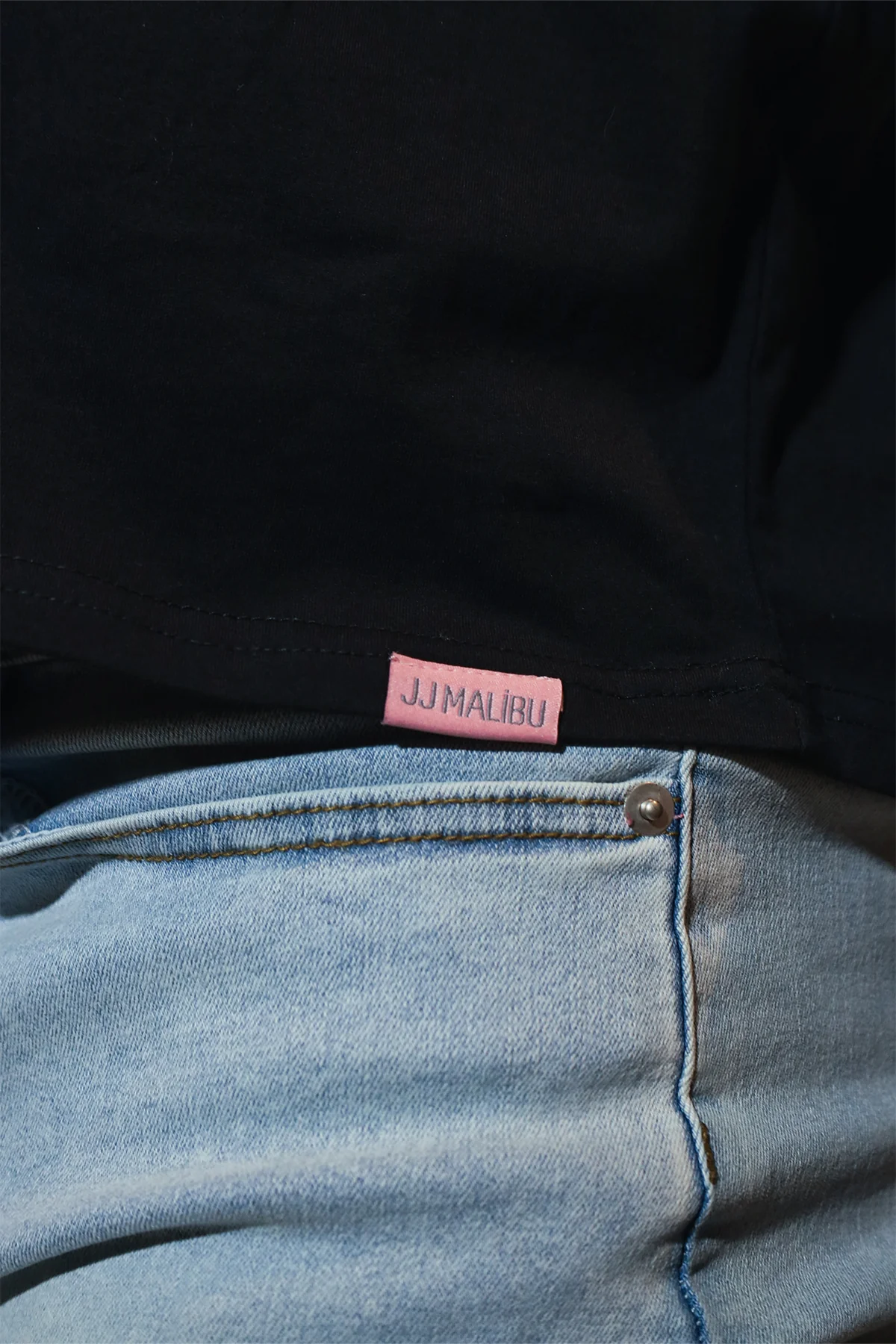 Oversized Relaxed Crop Top - Midnight Black - Image 5