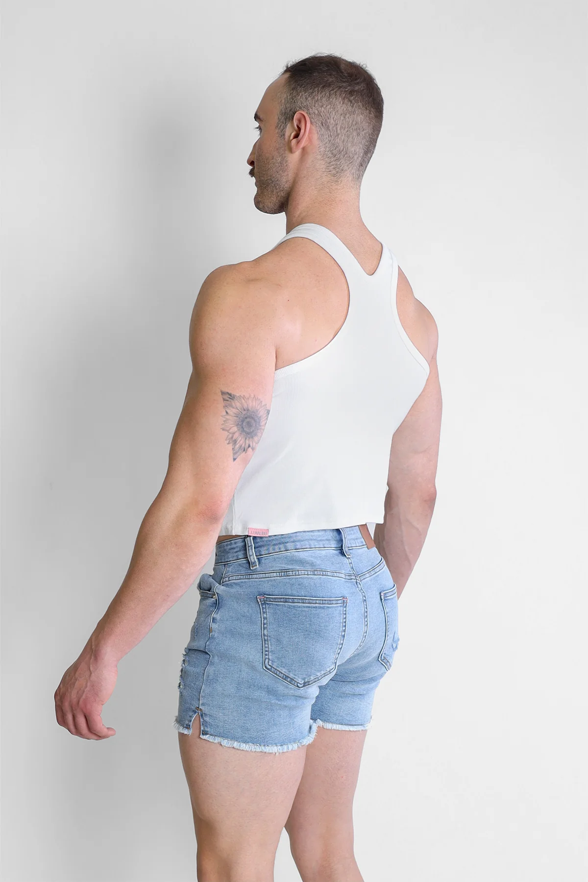 Scooped Racer V Tank Top - White - Image 2